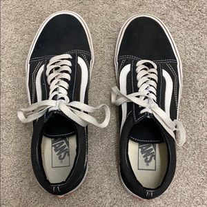 Women’s Vans Old Skool Sneaker